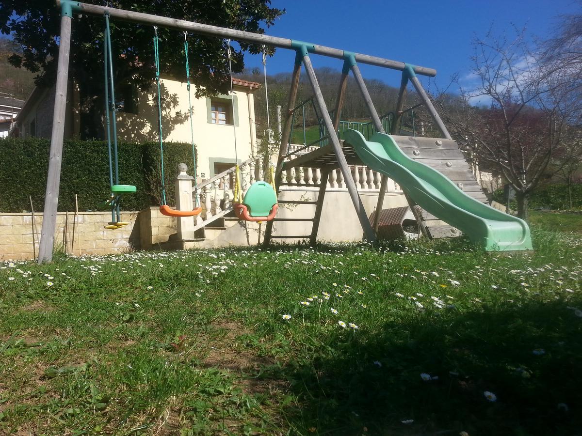 La Pumarada De Limes 2 Villa Cangas De Narcea Buitenkant foto
